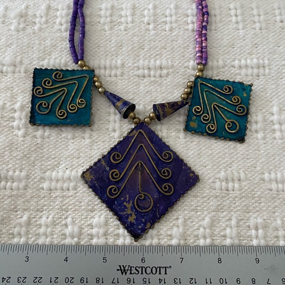 Statement necklace artisan piece purple beads - Picture 6 of 9